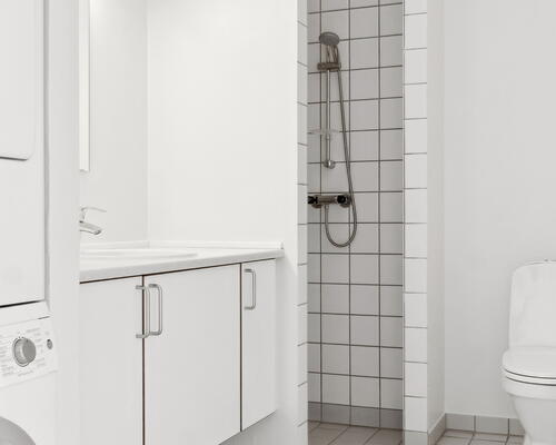 Lækker 3-værelses lejlighed med altan! - KUN 1 MD. DEPOSITUM