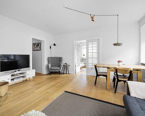 Flot lejlighed med privat have | København Ø