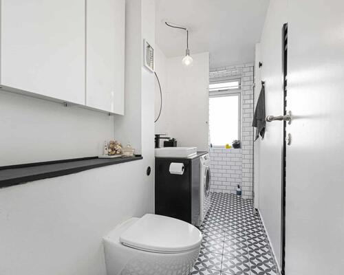 Flot lejlighed med privat have | København Ø