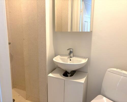 Lys og charmerende 3 værelses lejlighed på lukket villavej centralt i Nyborg -78 Kvm