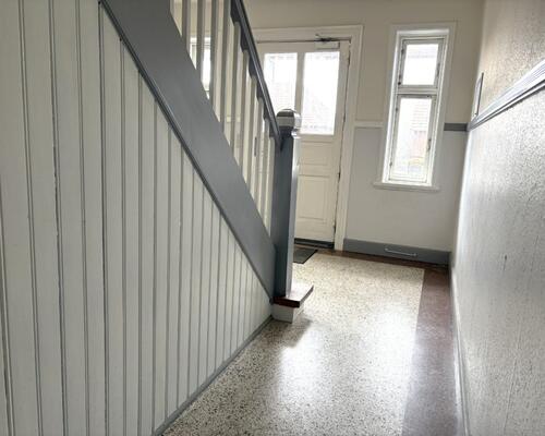 Lys og charmerende 3 værelses lejlighed på lukket villavej centralt i Nyborg -78 Kvm