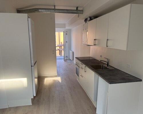 Mega hyggelig og med altan.