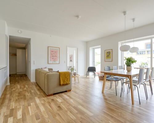 Fløjhusene - Bygningn A - Stor 4-værelses lejlighed med egen terrasse og plads til hele familien