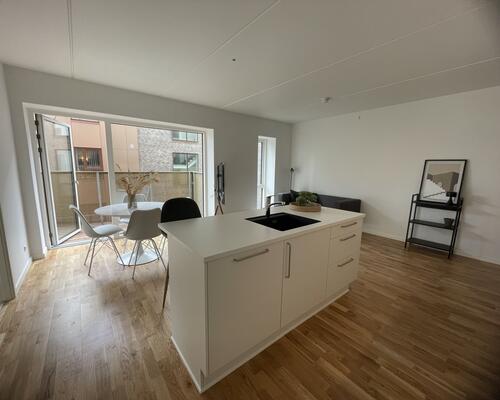 🎉HELT NYE 4-VÆRELSES I BANEBYEN🎉