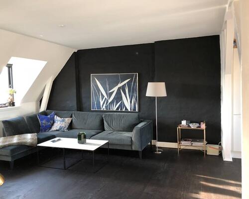 Lækker penthouse lejlighed med altan | København K