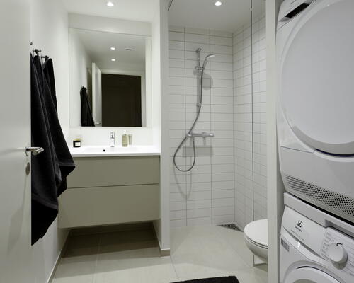 Nybygget 2-værelses lejlighed med altan og god planløsning i Tingbjerg