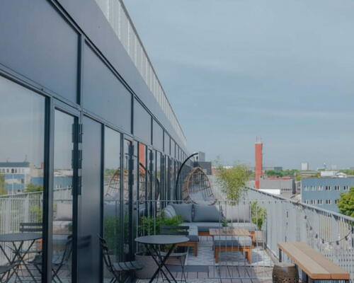 Unik bolig nær centrum med privat tagterrasse!