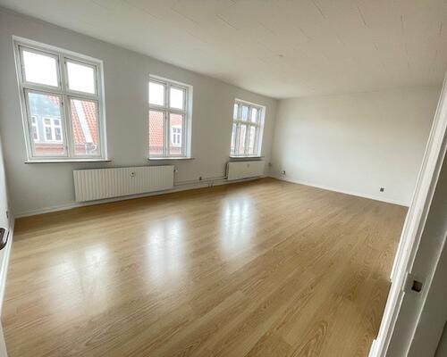 Vejle - Centrum, lys 2vær lej m balkon