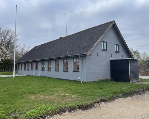 163 m2 værelse i Årslev