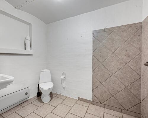 163 m2 værelse i Årslev