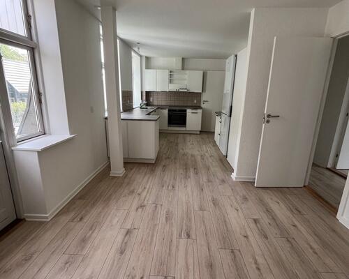 Nydelig stor 3. værelses lejlighed i rolige omgivelser