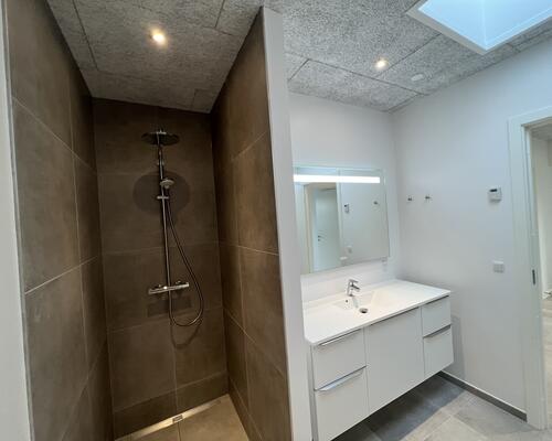 VELKOMMEN TIL RØLLIKEVEJ - NYBYGGET, ENERGIVENLIGE OG MODERNE RÆKKEHUSE TIL LEJE I ARNBJERG.