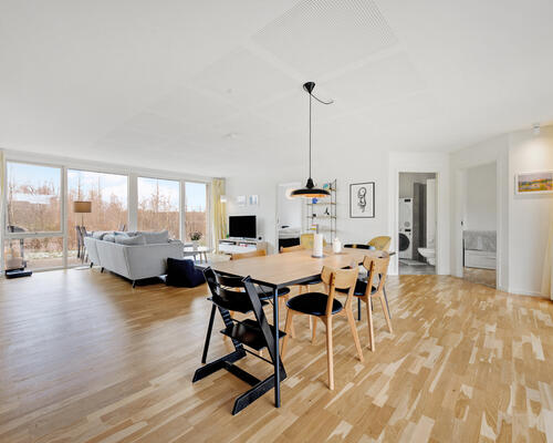 Dejligt 4-værelses rækkehus med have