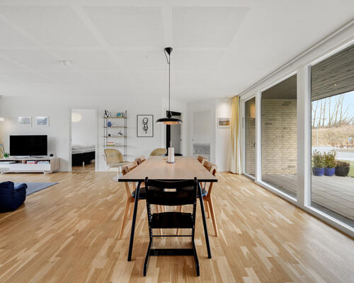 Dejligt 4-værelses rækkehus med have