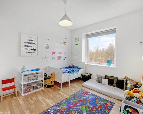 Dejligt 4-værelses rækkehus med have