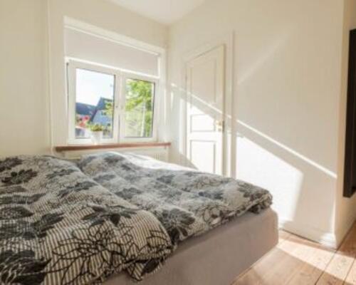 Møbleret 3-værelses lejlighed med parkering