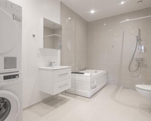 Nybygget luksus lejlighed i Sygehusparken - 4 værelser, privat altan og mange fællesfaciliteter