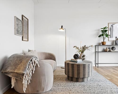 Lys og moderne 2-værelses lejlighed i attraktive Kildebjerg, Ry