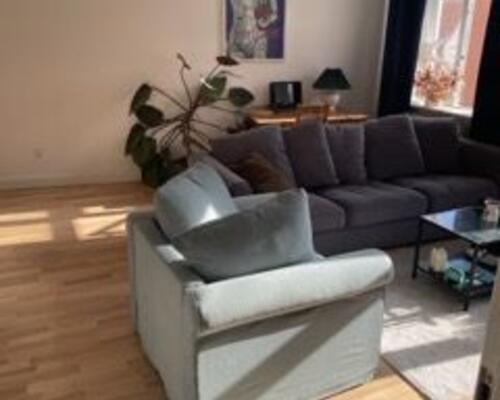 Nydelig stor 2. værelses lejlighed