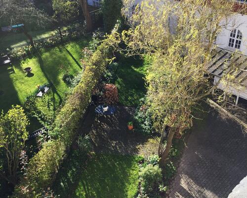 Flot delevenlig 2-værelses lejlighed