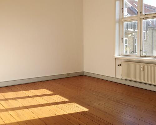 Flot delevenlig 2-værelses lejlighed