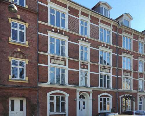 Flot 3-værelses lejlighed i Øgadekvarteret