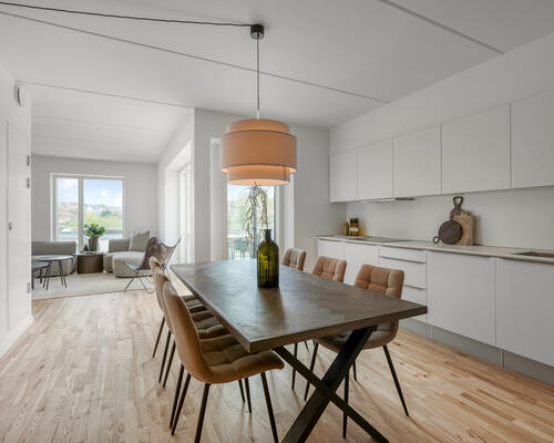 Moderne boliger i smukke omgivelser