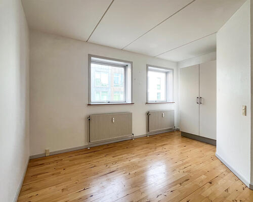 Delevenlig 4 værelses lejlighed, centralt i Aarhus