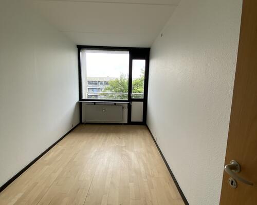 Rummelig 4. værelses lejlighed med 2 toiletter