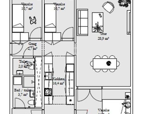 Rummelig 4. værelses lejlighed med 2 toiletter