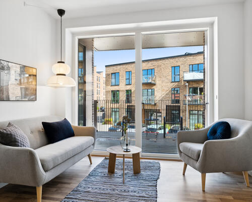 Moderne 4-værelses med stor terrasse og lækkert køkken-alrum