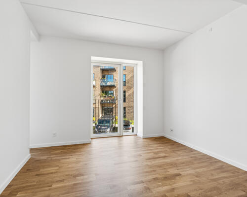 Moderne 4-værelses med stor terrasse og lækkert køkken-alrum