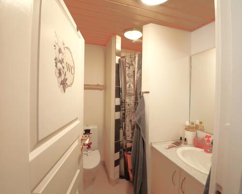 Lys, og hyggelig 3 værelses lejlighed