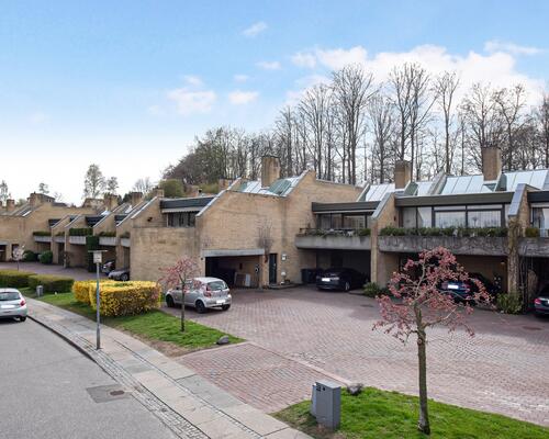 Skøn stort townhouse i det attraktive område på Sophienbergvej
