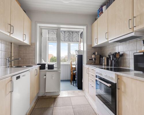 Stor 2-værelses i Centrum med alt i hvidevarer