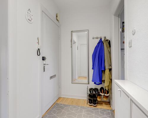 Stor 2-værelses i Centrum med alt i hvidevarer