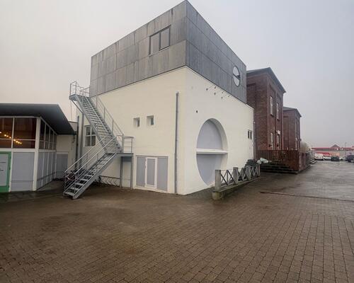 Flot stor nyopført 2. Værelses lejlighed