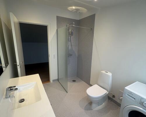 Flot stor nyopført 2. Værelses lejlighed