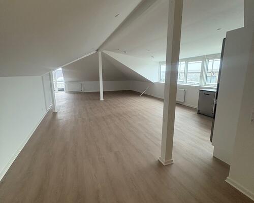 Flot stor nyopført 2. Værelses lejlighed