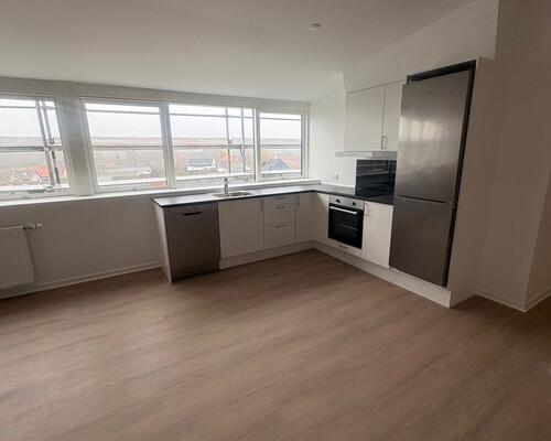 Flot stor nyopført 2. Værelses lejlighed