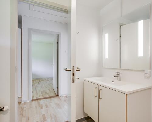 Attraktiv 3'er med sydvendt altan - nabo til Ceres Byen