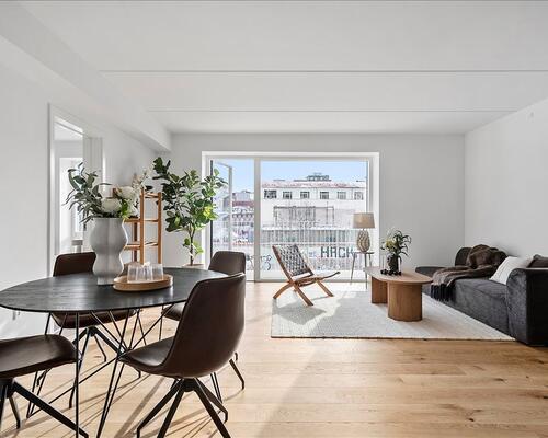 4 værelses lejlighed i København S