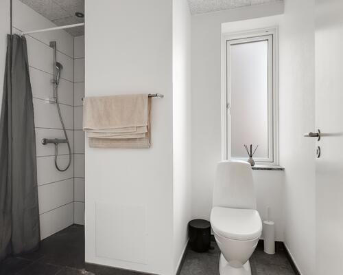 Flot renoveret 3-værelses lejlighed i centrum