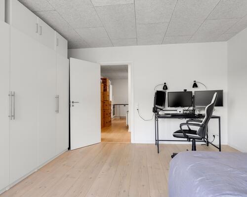 Flot renoveret 3-værelses lejlighed i centrum