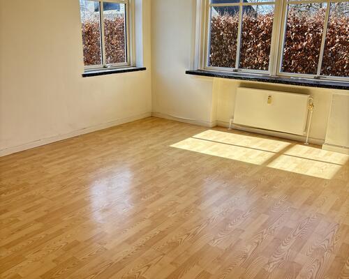 🏡 Ledigt lejemål i Gelsted – kun 3 minutters gang fra stationen
