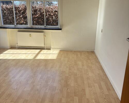 🏡 Ledigt lejemål i Gelsted – kun 3 minutters gang fra stationen
