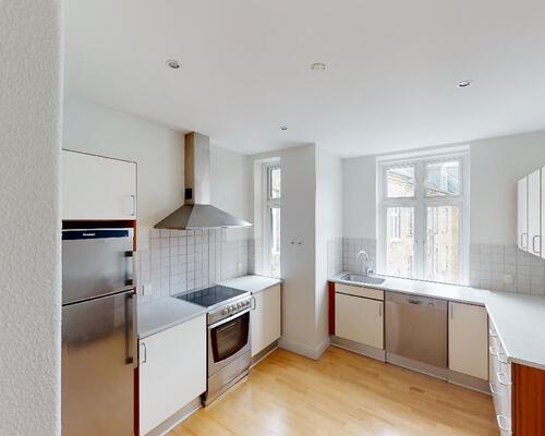 Central lejlighed med lys og charme i Aalborg