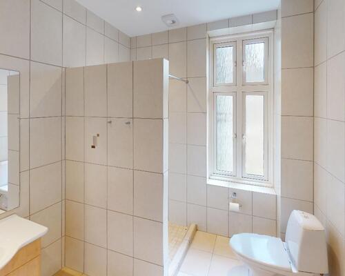 Central lejlighed med lys og charme i Aalborg