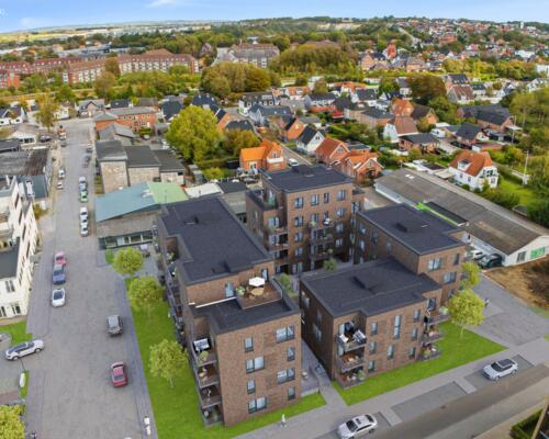 Indbydende lejlighed med lys og plads i Nørresundby