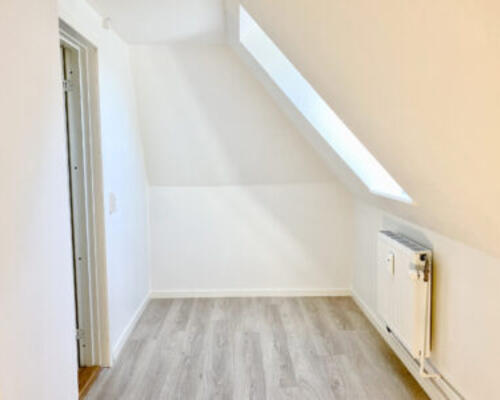 Flot 3-værelses lejlighed i Hjallerup